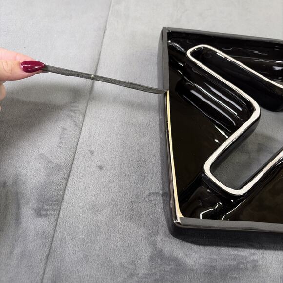 2009 CAO MX2 Ceramic Cigar Ashtray, Tabletop, 10 in x 7.5 inches, Black Charity - Picture 10 of 14